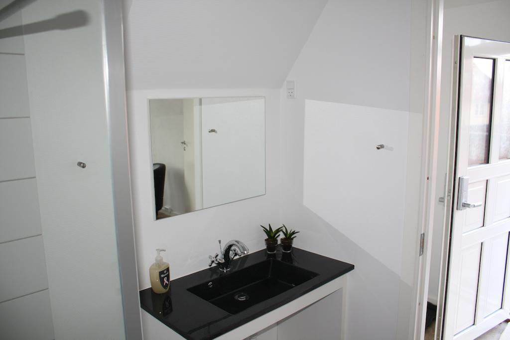 Skibbild Bed No Breakfast Гернінг Номер фото